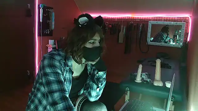 Ginny-the-bdsm-nympho online show from February 20, 2025, 6:03 pm