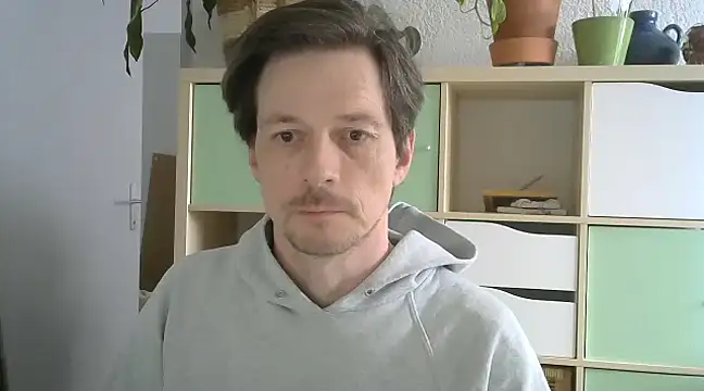 snowypaul11 online show from March 10, 2025, 9:12 am