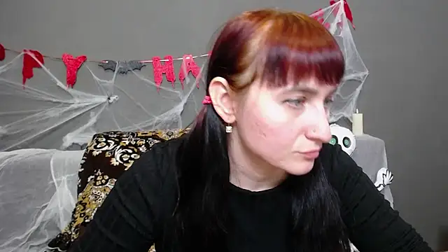 Snapshot of NinaFlawlees chatting on October 22, 2025, 12:15 pm NinaFlawlees online show from October 22, 2025, 12:15 pm