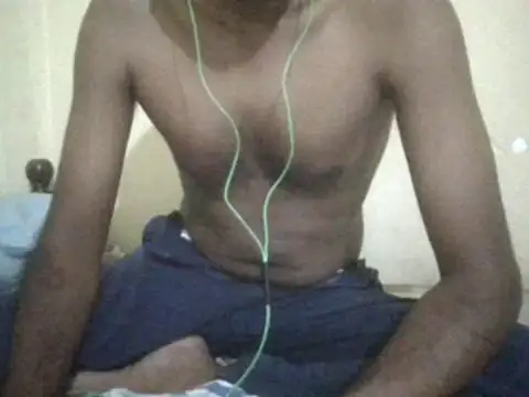 Snapshot of robinsan1010 chatting on March 5, 2025, 5:50 pm robinsan1010 online show from March 5, 2025, 5:50 pm