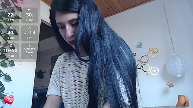 adriscute online show from February 26, 2025, 9:42 pm