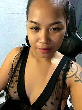 Aalexandrea online show from September 16, 2025, 6:42 pm