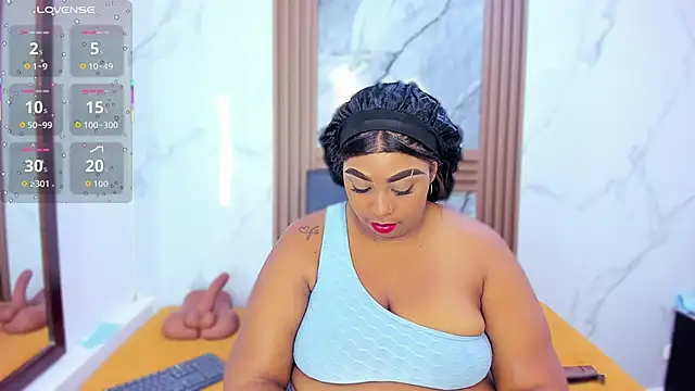 HannyMansonh online show from November 13, 2025, 3:43 am