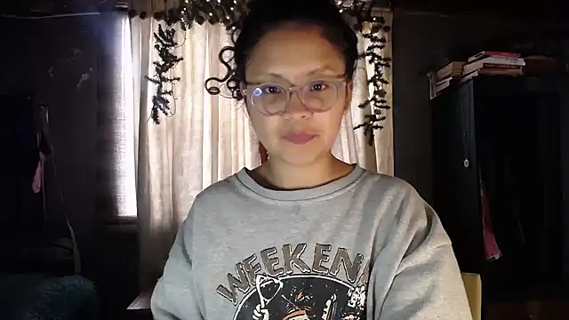 Snapshot of Hathorlove chatting on January 12, 2026, 1:51 pm Hathorlove online show from January 12, 2026, 1:51 pm