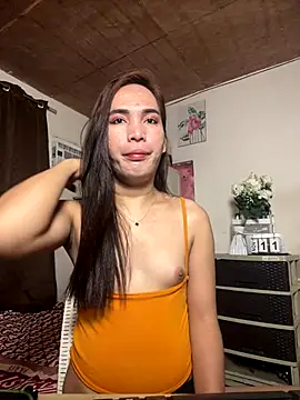 Snapshot of Msyensmith chatting on November 11, 2025, 1:00 am Msyensmith online show from November 11, 2025, 1:00 am