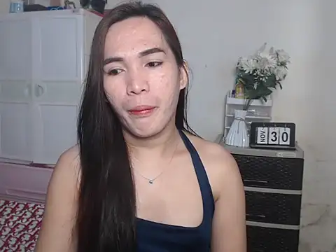 Snapshot of Msyensmith chatting on November 30, 2025, 12:22 am Msyensmith online show from November 30, 2025, 12:22 am