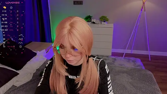 Snapshot of zelda_1 chatting on November 8, 2025, 11:47 am zelda 1 online show from November 8, 2025, 11:47 am