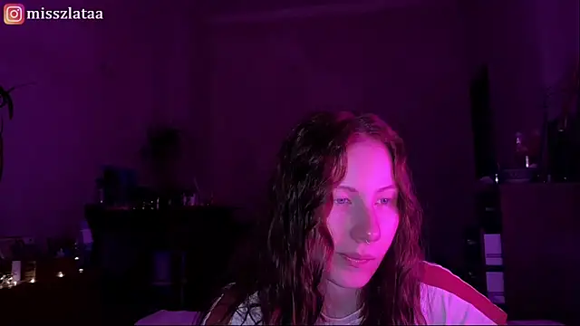 elfess online show from December 3, 2025, 6:51 pm