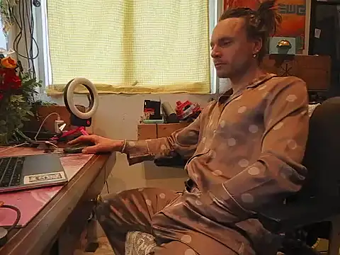 Snapshot of rexflexxx chatting on November 22, 2025, 8:46 am rexflexxx online show from November 22, 2025, 8:46 am