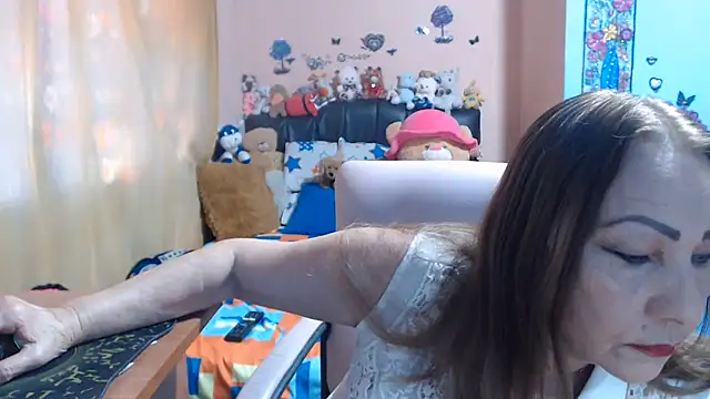 Snapshot of milfeddy_ chatting on July 10, 2026, 8:09 pm milfeddy online show from July 10, 2026, 8:09 pm