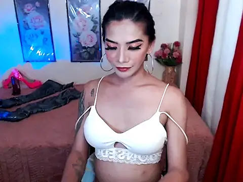 Snapshot of SofiaLibreTs chatting on May 11, 2026, 8:49 am SofiaLibreTs online show from May 11, 2026, 8:49 am