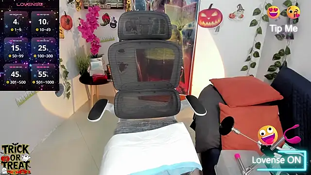 Julia-roberths online show from October 22, 2025, 1:21 pm