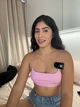 Snapshot of Gaby_zahir_ chatting on November 2, 2025, 6:24 pm Gaby zahir online show from November 2, 2025, 6:24 pm