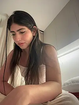 Snapshot of Gaby_zahir_ chatting on December 4, 2025, 10:03 am Gaby zahir online show from December 4, 2025, 10:03 am