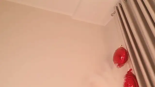 Snapshot of NaomiBlack35 chatting on February 22, 2026, 6:53 pm NaomiBlack35 online show from February 22, 2026, 6:53 pm