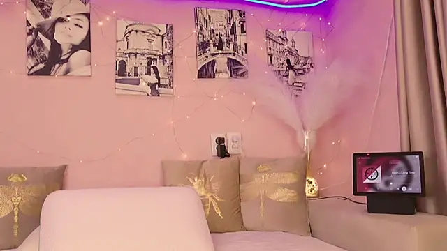 Snapshot of NaomiBlack35 chatting on January 10, 2026, 7:31 pm NaomiBlack35 online show from January 10, 2026, 7:31 pm