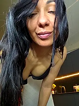 LeticiaWoods online show from February 18, 2026, 8:55 am