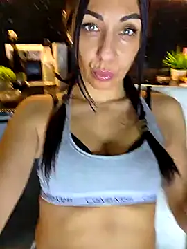 LeticiaWoods online show from January 5, 2026, 5:27 pm