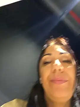 Snapshot of LeticiaWoods chatting on November 26, 2025, 9:20 am LeticiaWoods online show from November 26, 2025, 9:20 am