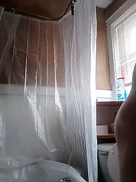 Snapshot of TaylorBlaze chatting on October 7, 2025, 6:31 pm TaylorBlaze online show from October 7, 2025, 6:31 pm