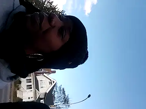 TaylorBlaze online show from November 8, 2025, 4:32 pm