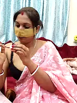 Snapshot of Queen_Dolly chatting on January 24, 2025, 6:04 pm Queen Dolly online show from January 24, 2025, 6:04 pm