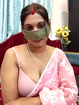 Snapshot of Queen_Dolly chatting on February 3, 2025, 6:07 pm Queen Dolly online show from February 3, 2025, 6:07 pm