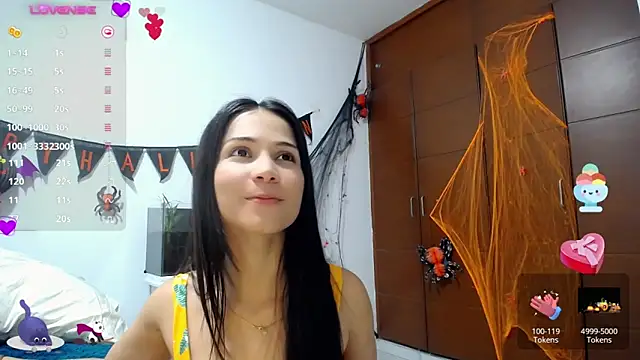 kimberlyshantal online show from October 31, 2025, 9:54 pm