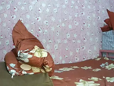 Snapshot of shaira4u chatting on November 6, 2025, 8:24 pm shaira4u online show from November 6, 2025, 8:24 pm