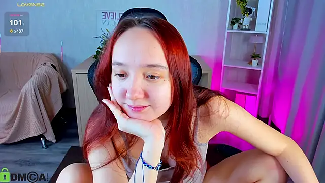 Snapshot of Fera1_Berry chatting on November 17, 2025, 3:16 pm Fera1 Berry online show from November 17, 2025, 3:16 pm