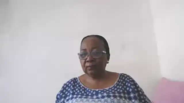 Snapshot of KinkyRicoSaisyours chatting on December 3, 2025, 7:30 am KinkyRicoSaisyours online show from December 3, 2025, 7:30 am