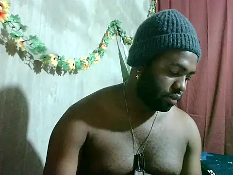 Snapshot of 2ocmaxi chatting on December 21, 2025, 10:10 pm 2ocmaxi online show from December 21, 2025, 10:10 pm