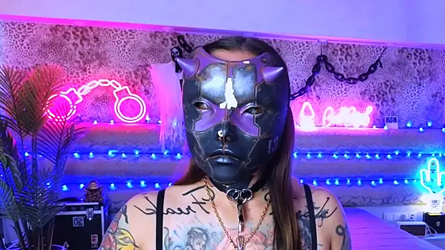 Snapshot of Cool_Freak_ chatting on October 17, 2025, 10:39 am Cool Freak online show from October 17, 2025, 10:39 am