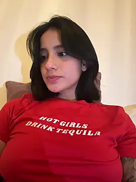 Snapshot of Ale_Lewis chatting on February 21, 2025, 12:27 am Ale Lewis online show from February 21, 2025, 12:27 am