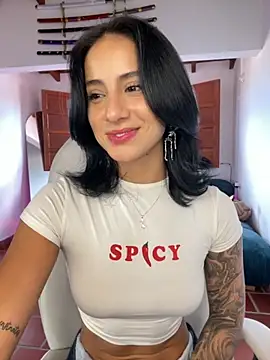 Snapshot of Ale_Lewis chatting on October 1, 2025, 9:07 pm Ale Lewis online show from October 1, 2025, 9:07 pm