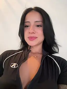 Snapshot of Ale_Lewis chatting on March 17, 2025, 9:46 pm Ale Lewis online show from March 17, 2025, 9:46 pm