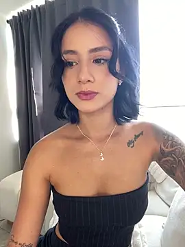 Snapshot of Ale_Lewis chatting on January 29, 2025, 9:07 pm Ale Lewis online show from January 29, 2025, 9:07 pm