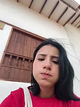 Snapshot of Ale_Lewis chatting on February 20, 2025, 9:20 pm Ale Lewis online show from February 20, 2025, 9:20 pm