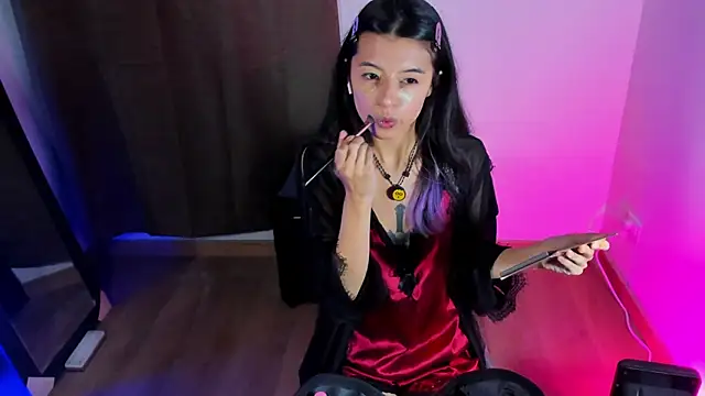 Snapshot of NanaRott chatting on November 29, 2025, 8:42 pm NanaRott online show from November 29, 2025, 8:42 pm