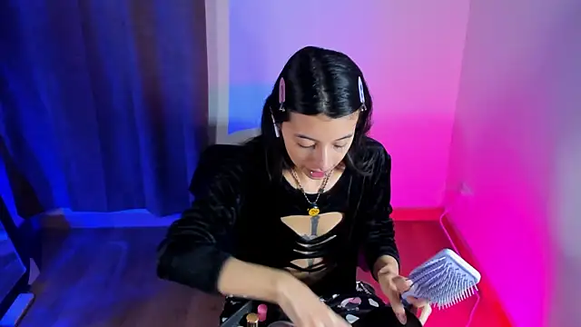 Snapshot of NanaRott chatting on November 29, 2025, 1:50 am NanaRott online show from November 29, 2025, 1:50 am