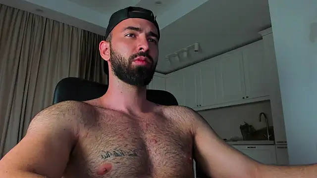 Snapshot of MichaelMasterss chatting on July 31, 2026, 8:39 pm MichaelMasterss online show from July 31, 2026, 8:39 pm