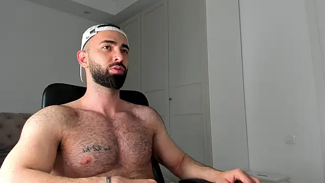 MichaelMasterss online show from April 2, 2026, 9:54 pm