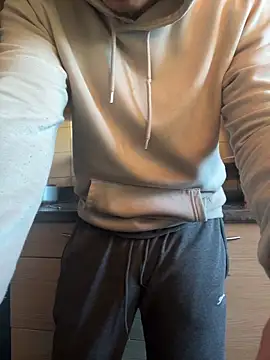 Snapshot of bigbrown- chatting on February 2, 2025, 4:11 pm bigbrown- online show from February 2, 2025, 4:11 pm