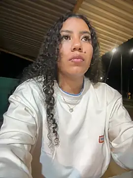 Snapshot of serena_willow chatting on May 8, 2026, 12:03 am serena willow online show from May 8, 2026, 12:03 am