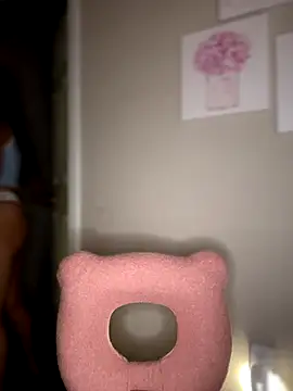 JazzieXo online show from December 3, 2025, 11:36 pm