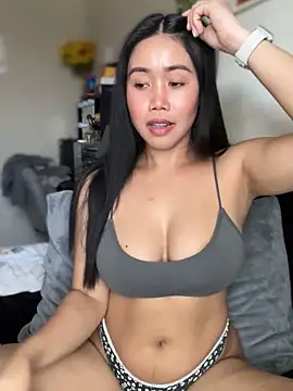 JazzieXo online show from February 17, 2025, 10:27 pm