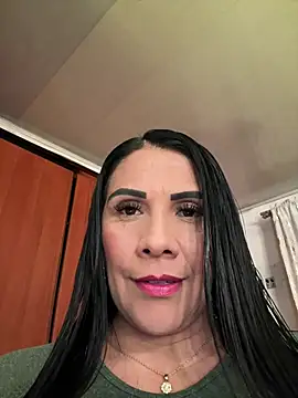 Snapshot of saaalome_1 chatting on June 9, 2026, 10:11 pm saaalome 1 online show from June 9, 2026, 10:11 pm