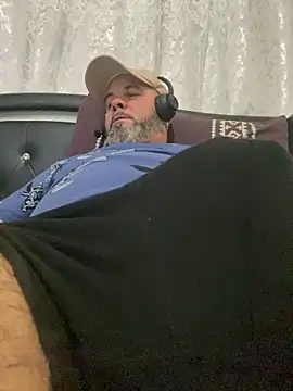 Snapshot of Cristian-Brayan chatting on December 2, 2025, 2:08 pm Cristian-Brayan online show from December 2, 2025, 2:08 pm