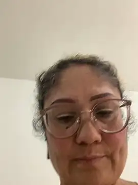 Snapshot of gabiTetas chatting on December 12, 2024, 8:21 pm gabiTetas online show from December 12, 2024, 8:21 pm