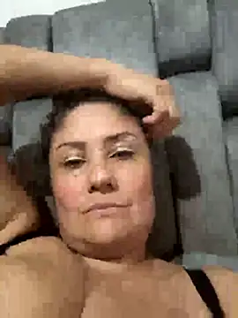 Snapshot of gabiTetas chatting on October 6, 2025, 7:36 pm gabiTetas online show from October 6, 2025, 7:36 pm